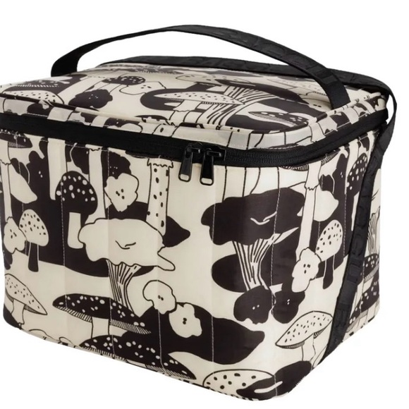 BAGGU Other - Black and White Mushroom Print Insulated Bag